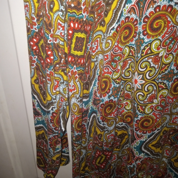 Ruby Rd. Long sleeve Abstract Multicolor Shirt/Blouse. Size Large - Picture 4 of 7